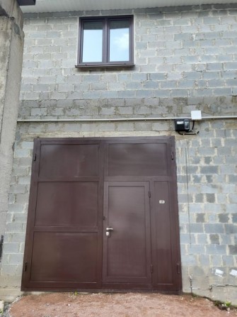 Продам капітальний гараж в центрі міста ! - фото 1