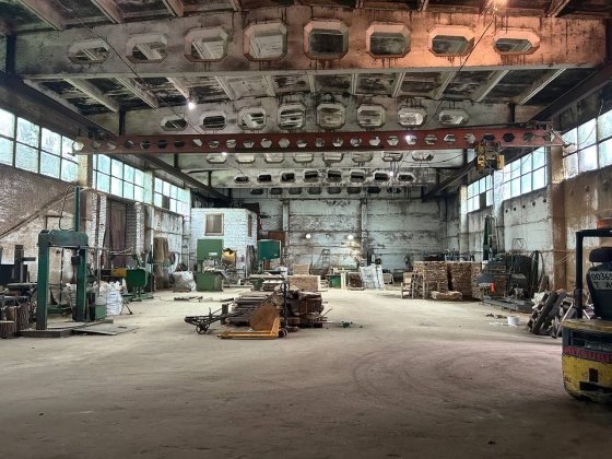 Продаж бази з ділянкою по вул. Магістральна! Луцьк