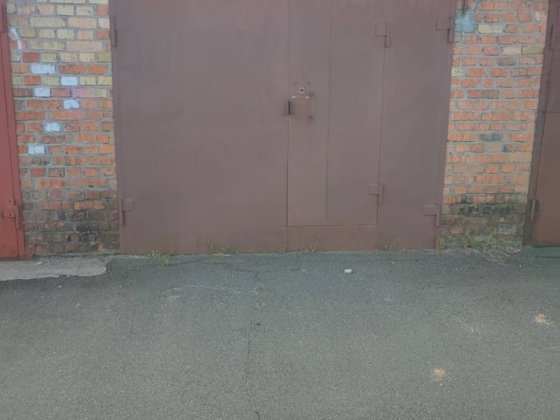 Капітальний гараж, кооператив Славутич, вул. Затишна 7-б Київ