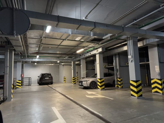 Продам подземный паркинг ЖК Аристократ Печерск Центр Киев