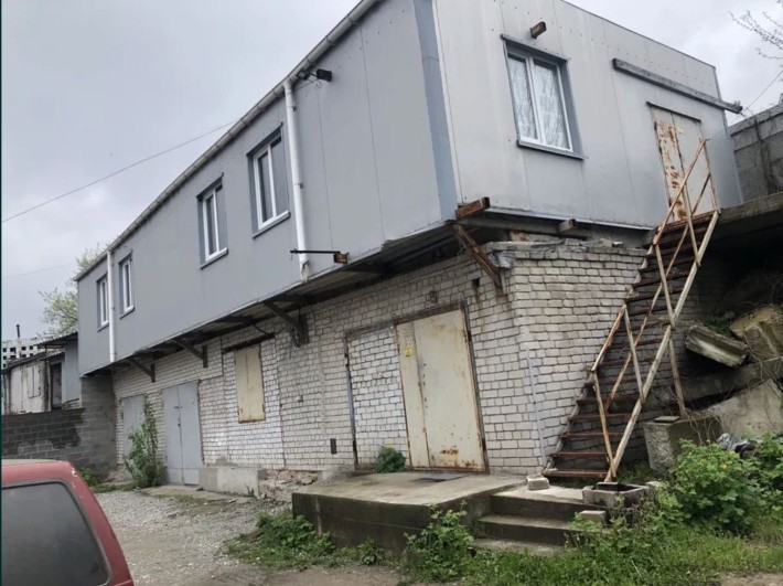Продам двухэтажный гараж ж/м Тополь 1 - фото 1