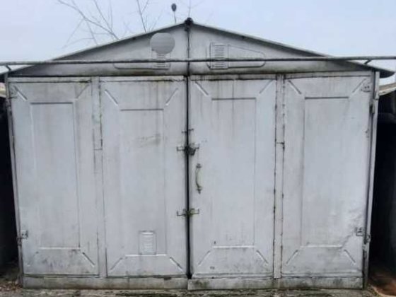 Гараж металевий Оболонь Київ з оглядовою ямою та підвалом. Київ