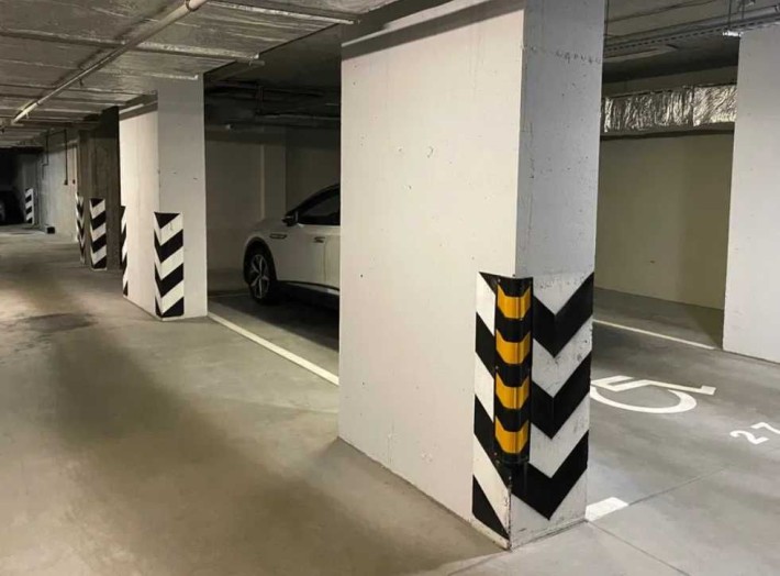 Продаж паркоміст в ЖК Лейпцизька - фото 1