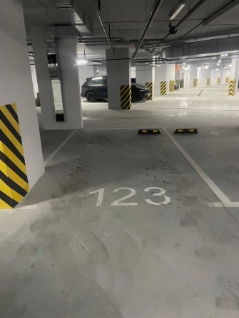Грейт Паркомісце  Great  Паркинг Причальна Дніпровська набережна - фото 1