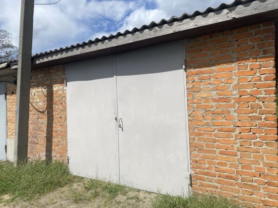Продам гараж Гадяч Гадяч