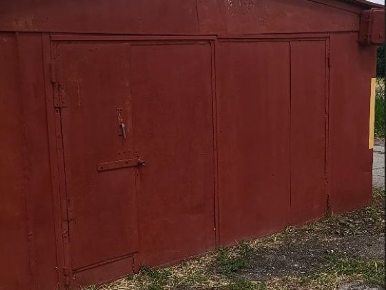 Гараж на Браїлках в кооперативі біля церкви Гожули