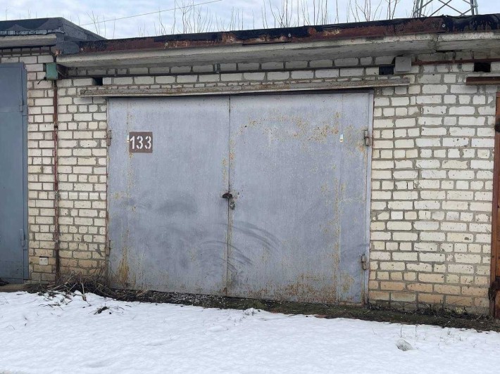 Продам гараж 33 кв м - фото 1