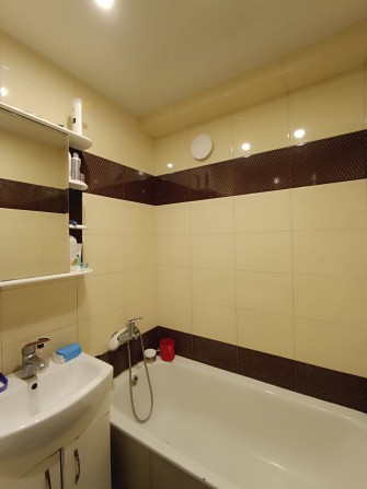 Продам двух комнатную квартиру - фото 1