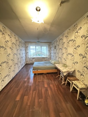 Центр міста. Кімната в гуртожитку 18м - фото 1