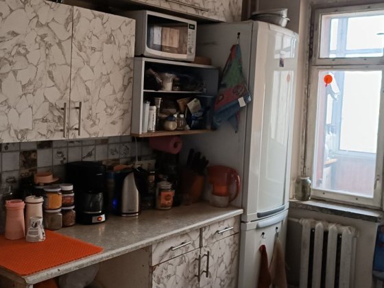 Продається дві кімнати в гуртожитку   по 30 р-в Перемоги.