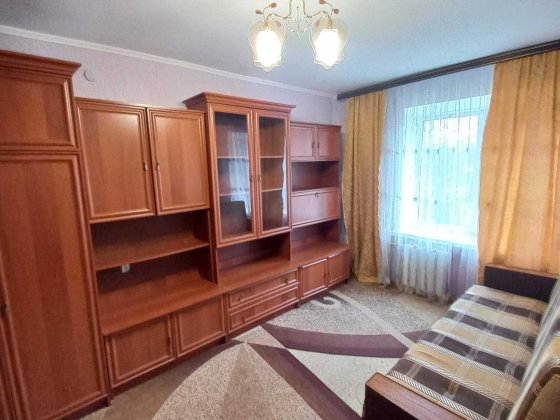 Кімната в гуртожитку р-н парку Хіміків