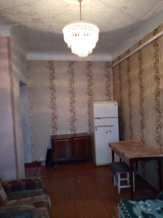 Продам кімнату в трикімнатній квартирі - фото 1