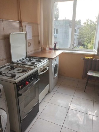 продам кімнату 12кв.м. у комуні вул.Інглезі/ вул.Космонавтів - фото 1