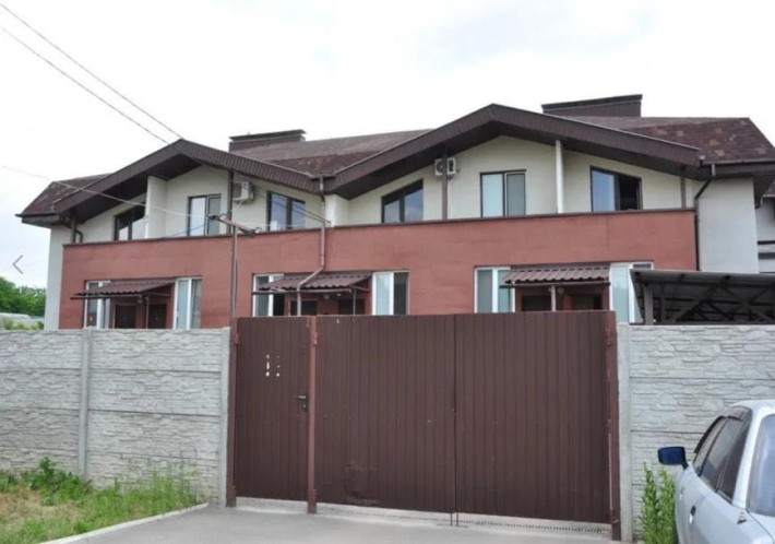 D1M Продам гостинку, Залютине. Ремонт,  меблі, техніка, свій санвузол. - фото 1