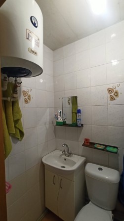 Продам гостинку  со своим сан/узлом .Клочковская 193 - фото 1