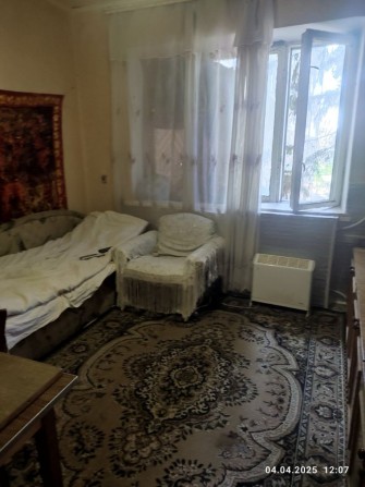 Продам комнату в общежитие 25 кв.м на 2 этаже - фото 1