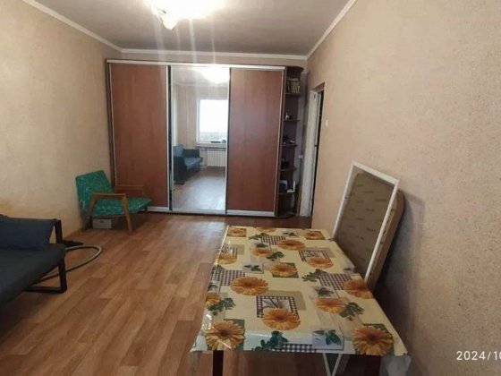 Продаж 2-х кімнатної квартири по вул.Лятошинського, 8 Київ