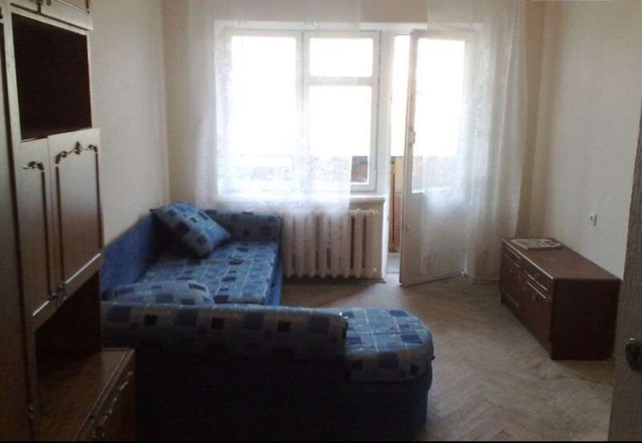 Продаж 3-к квартири вул. Братиславська 4 - фото 1