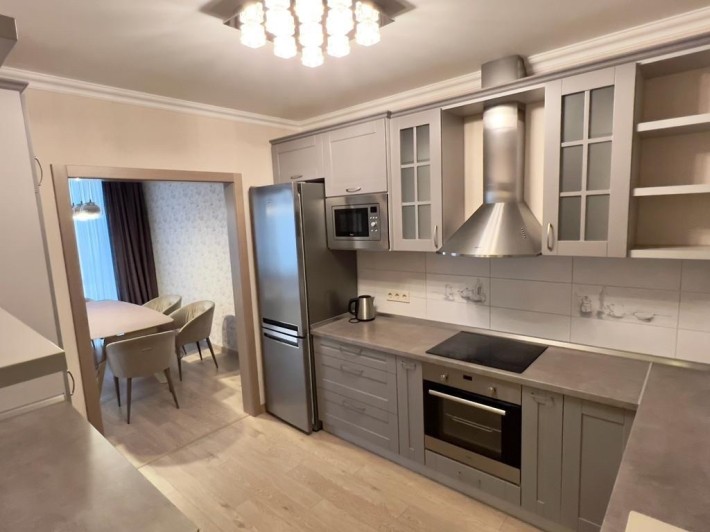 Продам 3 кімнатну квартиру в новобудові ЖК Gloria Park вул. Нивська 4г. - фото 1