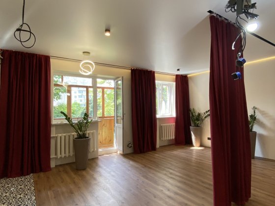 Продаж 2к квартири студії. вул. Академіка Янгеля 2А Київ