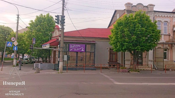 Фасадне приміщення 73 квадрата в Центрі. - фото 1