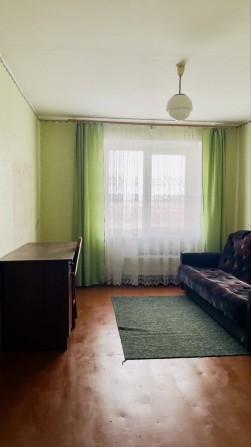 Продається двох кімнатна квартира, район базару - фото 1