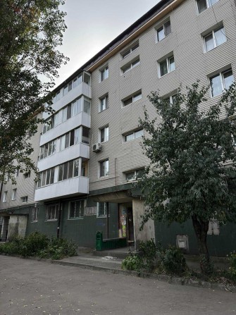 Продам 2-ком.квартиру 5/5 на Черёмушках. 13 000$ - фото 1
