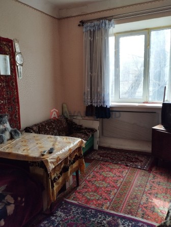 У продажу 2к квартира у затишному місті. - фото 1
