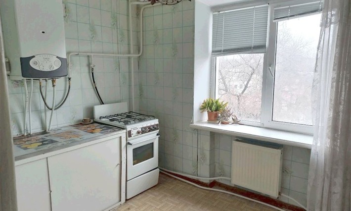 Продаж 1-кімнатної квартири в центрі Вознесенська - фото 1
