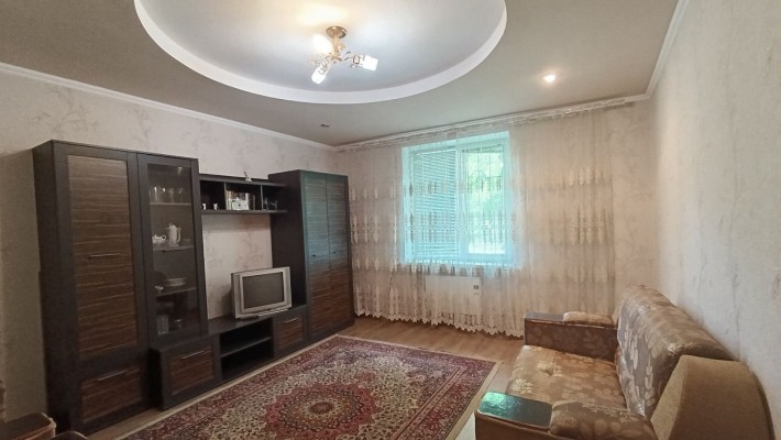 Продам 2 х кімн.квартиру з автономним опаленням електро! - фото 1