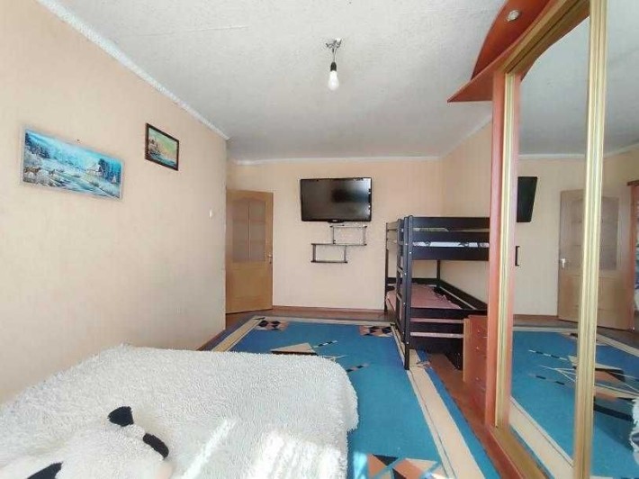Продам 1 кімнатну квартиру в Дергачах по вулиці Садовій - фото 1