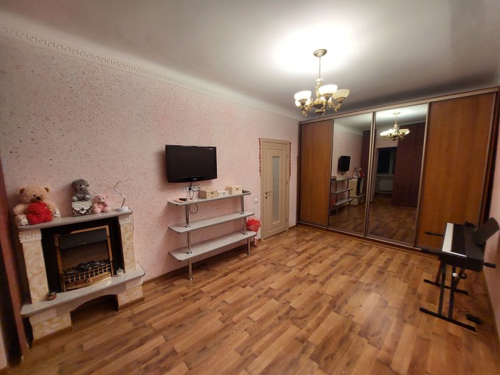 Продаж 1 кім квартри 30,2м2 вул. Грушевського  м. Дрогобич - фото 1
