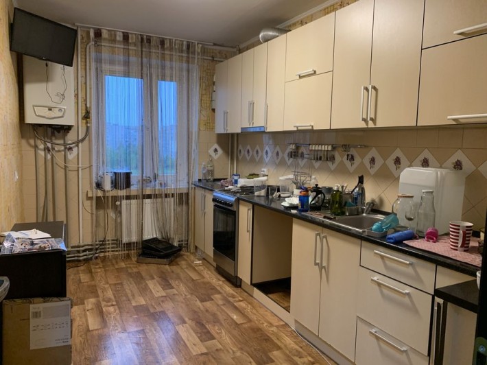 Продам 3 кімнатну квартиру - фото 1