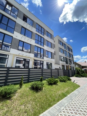 Продам євро-двушку в готовому будинку Новий, перспективний район міста - фото 1