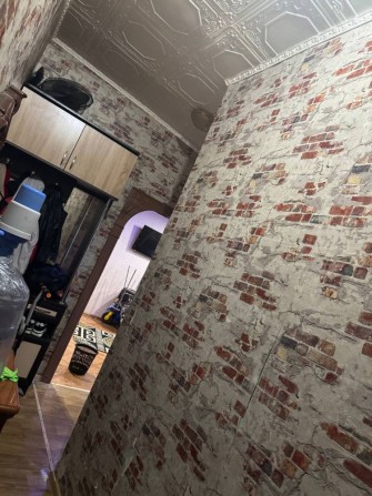 Продам 2-комнатную квартиру - фото 1