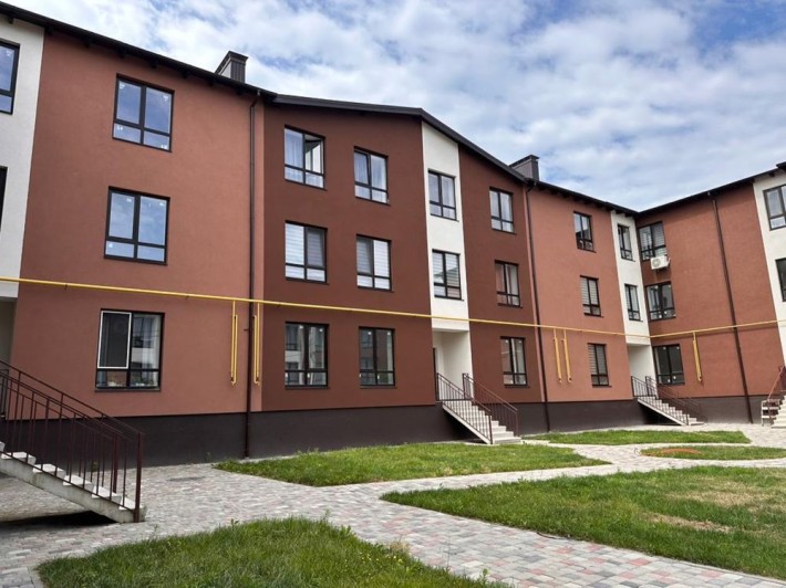 Гостомель,  3 к. квартира 100м, обмін на автомобіль - фото 1