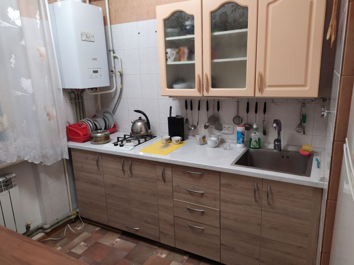 продам 2- комн . квартиру - фото 1