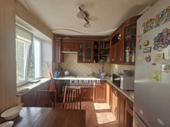 До продажу 2 кімн. квартира у центрі м. Чорноморськ. Черноморск