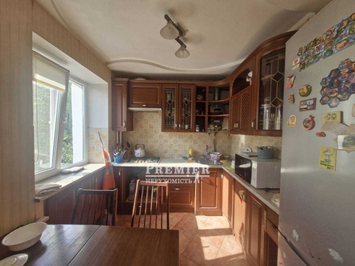 До продажу 2 кімн. квартира у центрі м. Чорноморськ. - фото 1