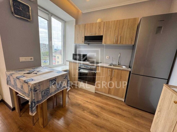 Продаж квартири з ремонтом,меблями та технікою - фото 1
