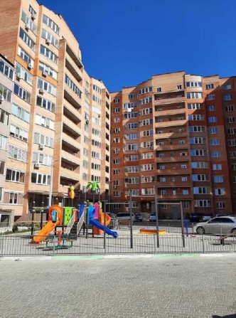 Квартира вільного планування, ж/к Моноліт - фото 1