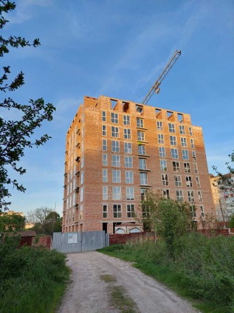 Продаю 2кім.квартиру з кухнею 18м2 в новому ЖК район Епіцентр - фото 1