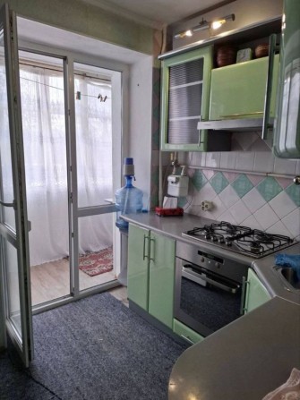 Продам 2-кімнатну квартиру - фото 1