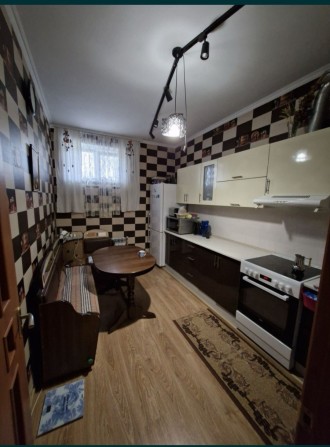 Продам 2 кімнатну квартиру - фото 1