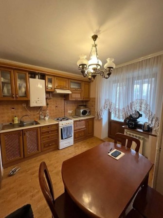 Продам 3-кімнатну квартиру - фото 1