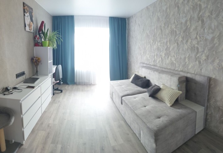 Продам 3-х кімнатну квартиру в самому центрі міста - фото 1