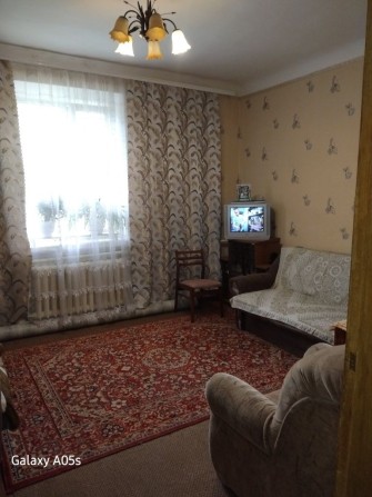 3-кімнатна квартира в центрі Конотопа 66м² автономне опалення, 1 пов.. - фото 1