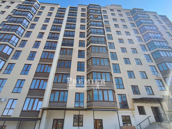 Продам двухкомнатную квартиру в Черноморске