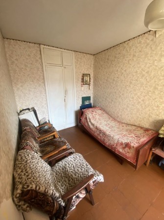 Продам 2-х кімнатну квартиру, під ремонт, р-н Черемушки - фото 1