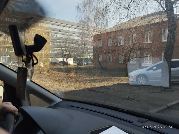 Продам 2-х кімнатну квартиру в м.Коростень - фото 1